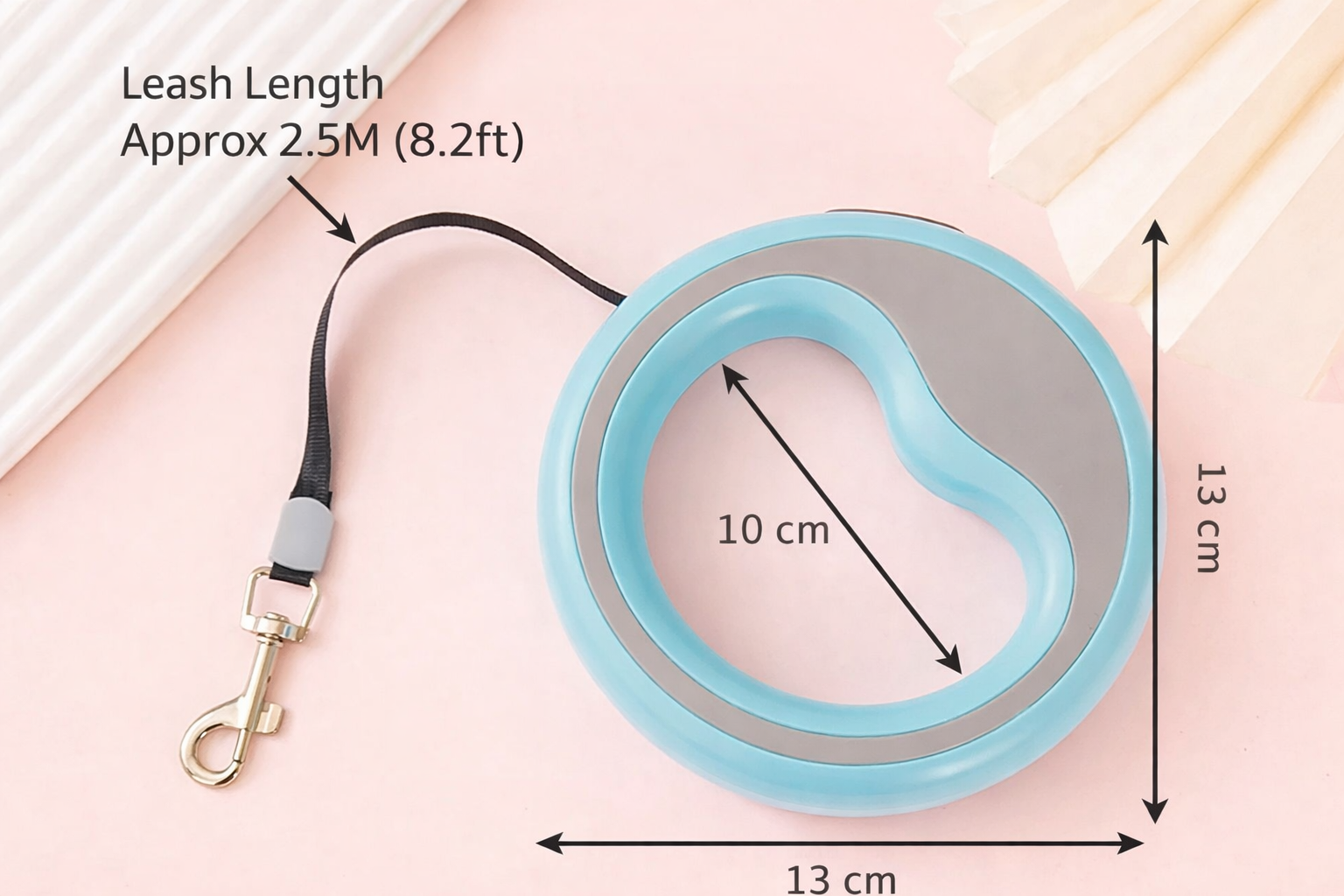 Retractable Dog Leash 2.5M — Smooth Control
