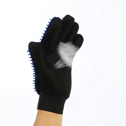 Silicone grooming gloves for cats and dogs