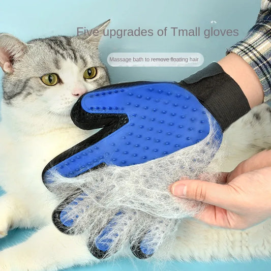 Silicone grooming gloves for cats and dogs