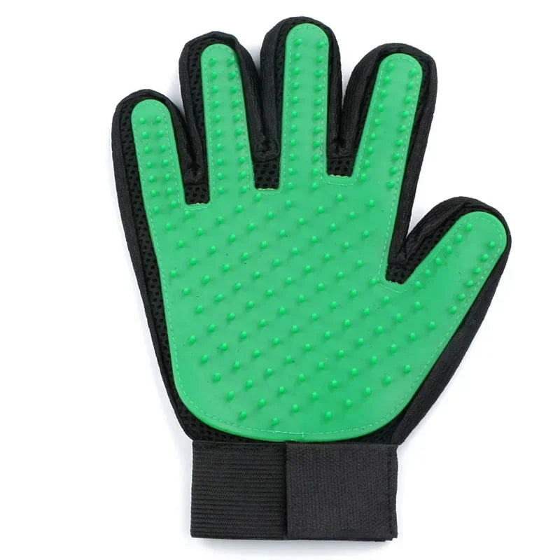 Silicone grooming gloves for cats and dogs